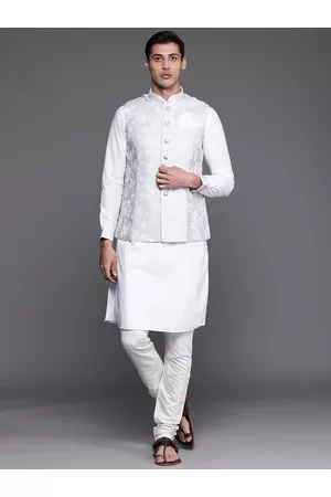 MANU Men White Ethnic Motifs Kurta with Churidar