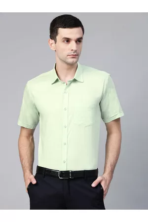MANQ Men Green Solid Semi-Slim Fit Formal Shirt