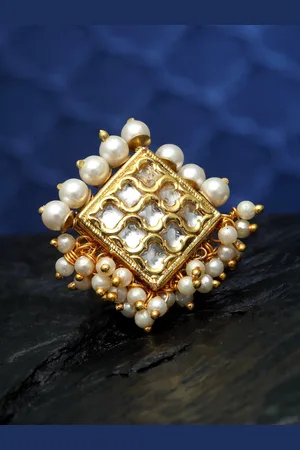 DUGRISTYLE Women Gold-Plated White Kundan & Pearl Studded Ring