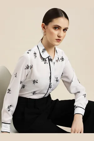 Invictus Women White & Black Floral Printed Easy-Iron Casual Shirt
