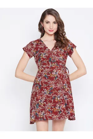 Berrylush Women Maroon & White Floral Printed Wrap Dress