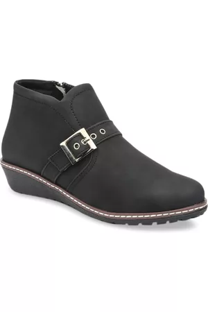 VALIOSAA Women Black Solid Heeled Boots