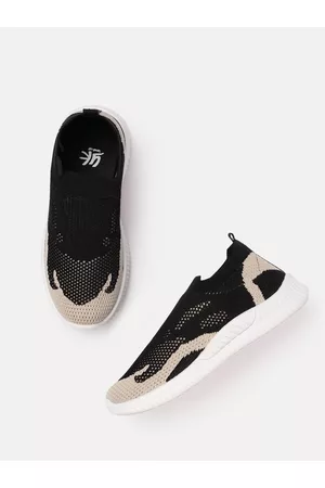 YK Boys Black & Beige Woven Design Slip-On Sneakers
