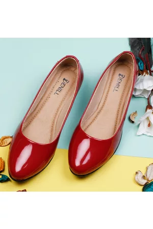 Denill Women Red Solid Round Toe Ballerinas