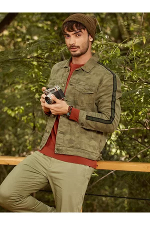Highlander Men Olive Green Camouflage Printed Tailored Jacket