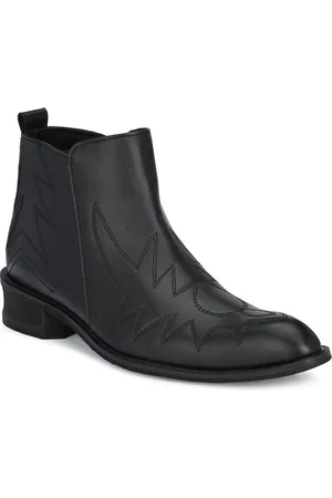 Delize Men Black Textured Flat Boots