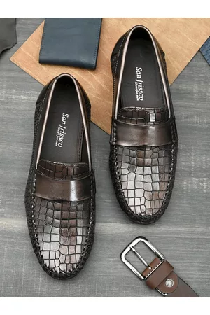 San Frissco Men Copper-Toned Printed Loafers