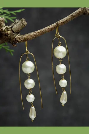 DUGRISTYLE White Classic Drop Earrings