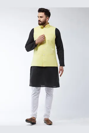 SOJANYA Men Black & White Solid Kurta And Churidar With Jacket