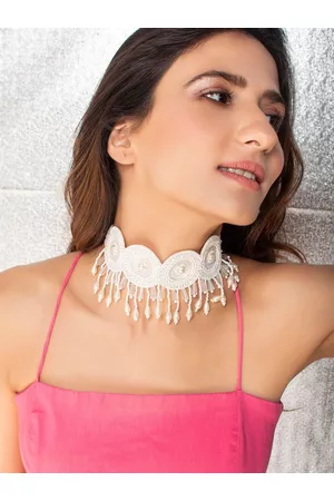 Fida White Pearl Beaded Choker Necklace