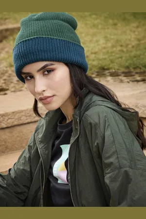 DressBerry Women Green & Blue Colourblocked Acrylic Beanie