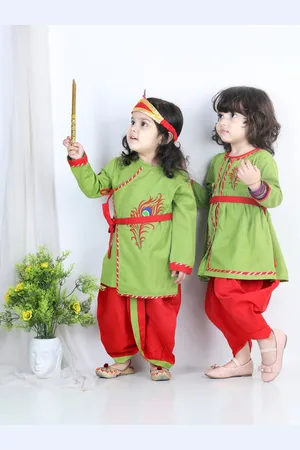 BownBee Boys Green Cotton Janmashtami Kanhaiya Dhoti & Kurta With Mukut & Bansuri