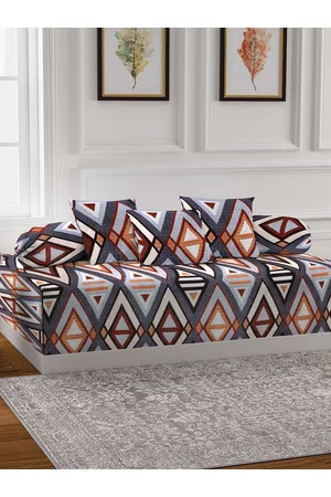 Arrabi White & Blue Set of 6 Printed Diwan Set