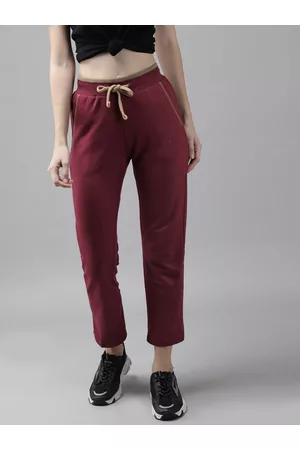 Cayman Women Red Solid Cotton Cropped Track Pants