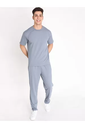 CHKOKKO Men Grey Solid T-Shirt & Trousers