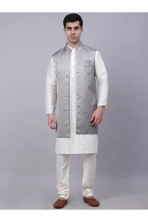 Jompers Men White Solid Kurta with Churidar with Waistcoat