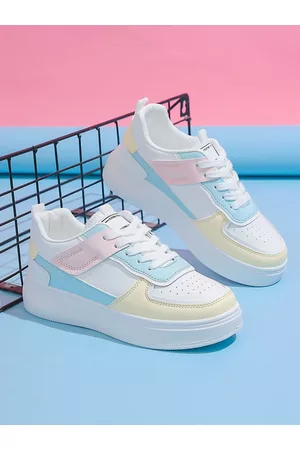 Shoetopia Women White Colourblocked Sneakers