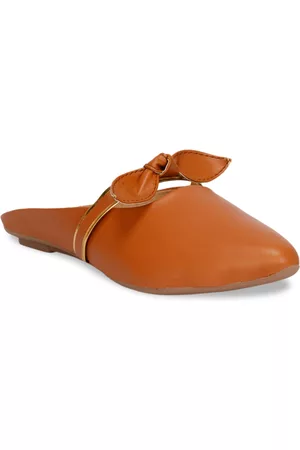 Denill Women Tan Ballerinas with Bows Flats
