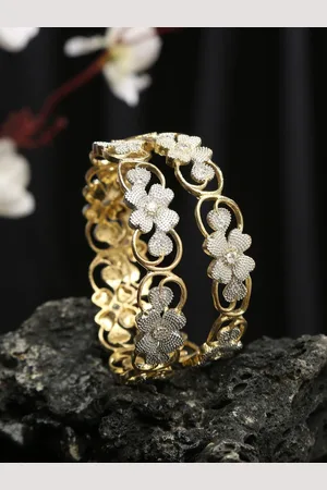 YouBella Set Of 2 Gold Plated Gold Stone Studded Bangle Set