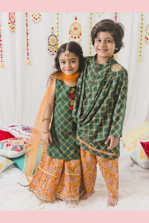 pspeaches Girls Green Checks Pure Cotton Kurta Set