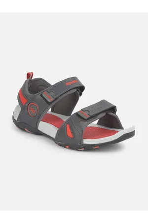 Aqualite Men Grey, Red Flats - Buy Aqualite Men Grey, Red Flats Online at  Best Price - Shop Online for Footwears in India | Flipkart.com