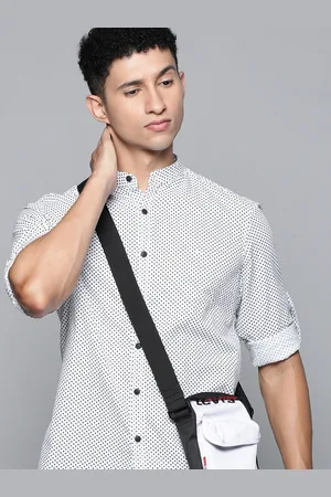 Flying Machine Men White & Navy Blue Slim Fit Floral Printed Pure Cotton Casual Shirt
