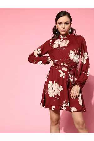Berrylush Women Classy Maroon Floral Off My Back Dress