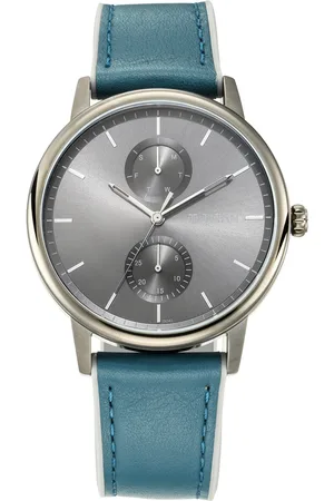 Titan Athleisure Men Grey Analogue watch 90118QP02