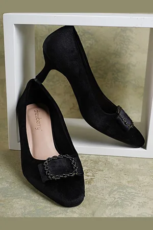 DressBerry Black Embellished Velvet Stiletto Pumps