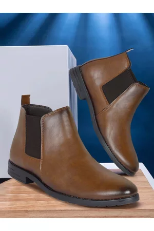 Roadster Men Tan Chelsea Casual Boots