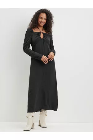 Dorothy Perkins Black Solid A-Line Midi Dress