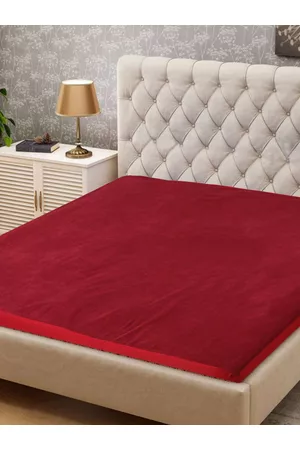 Pum Pum Maroon Solid Terry Single Mattress Protector