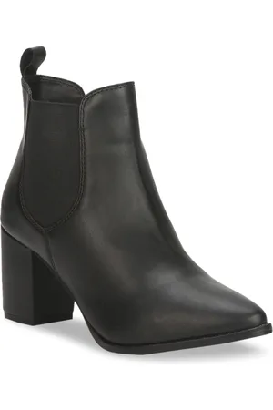 Truffle Collection Women Black Solid Heeled Boots