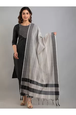 Charu Women Black Yoke Design Thread Work Pure Cotton Kurti with Trousers With Dupatta