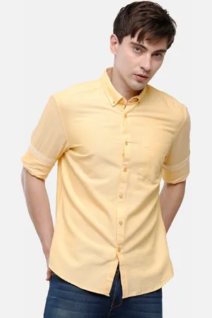 Classic Polo Men Yellow Slim Fit Casual Shirt