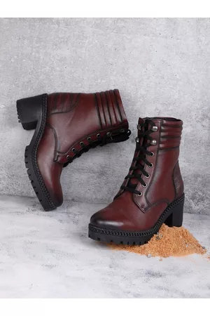 Elle Women Solid Casual Boots