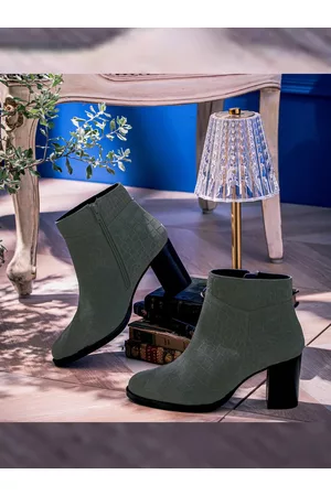 SAINT G. Women Grey Solid Chelsea Boots