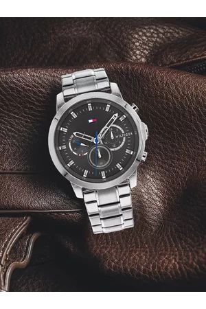 Tommy Hilfiger Men Charcoal Grey Dial & Bracelet Style Strap Chronograph Watch TH1791794W