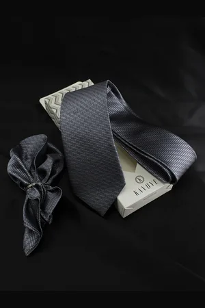 KOVOVE Men Grey Striped Accessory Gift Set
