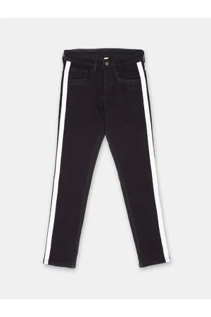 Instafab Boys Black Regular Fit Mid-Rise Clean Look Jeans