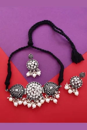 The Pari Silver-Plated Stone-Studded Jewellery Set