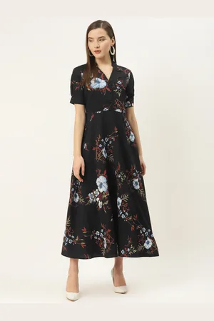 Deewa Women Black & Blue Floral Print Maxi Dress