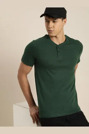 Invictus Men Dark Green Solid V-Neck T-shirt