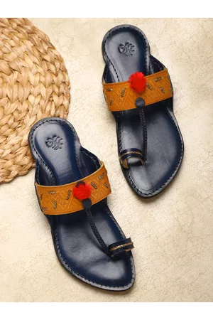 House of Pataudi Men Tan Brown Synthetic Leather Embellished Kolhapuri Sandals