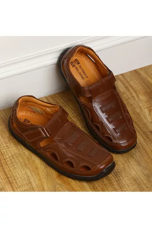 Red Chief Men Tan Fisherman Sandals