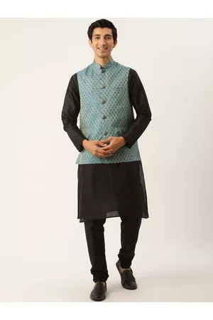 SOJANYA Men Black Kurta with Churidar & Nehru Jacket