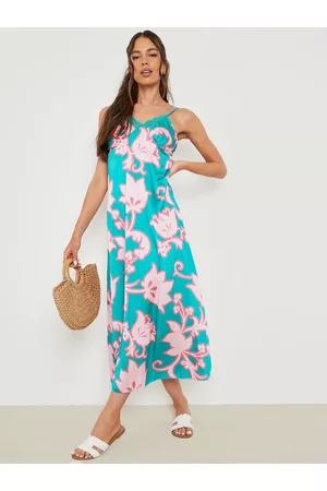 Boohoo Green & Pink Lace Floral A-Line Midi Dress