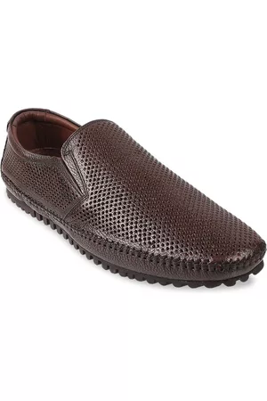 Metro Men Textured Leather Loafers