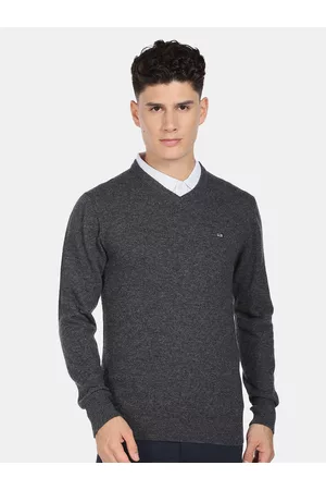 Arrow Men Ribbed V-Neck Long Sleeves Pullover