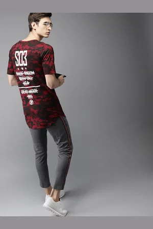 Moda Rapido Men Maroon & Black Printed Round Neck Longline T-shirt